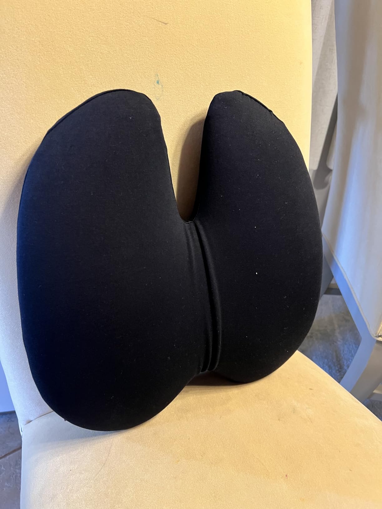 C CUSHION LAB Extra Dense Lumbar Pillow - Patented Ergonomic Multi-Region Firm Back Support for Lower Back Pain Relief - Lumbar Support Cushion with Strap for Office Chair, Car, Sofa, Plane - Black customer photo 2