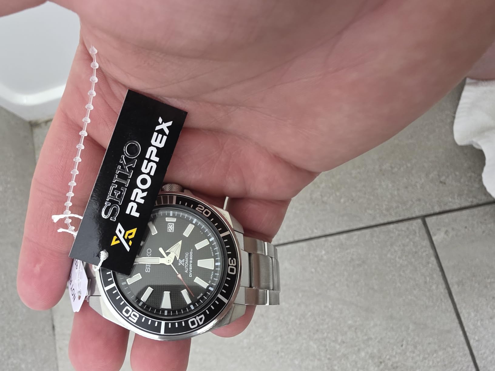 SRPF03 Automatic Dive Watch for Men - Prospex Special Edition - LumiBrite Hands, Hardlex Crystal - Water Resistant 200M customer photo 1