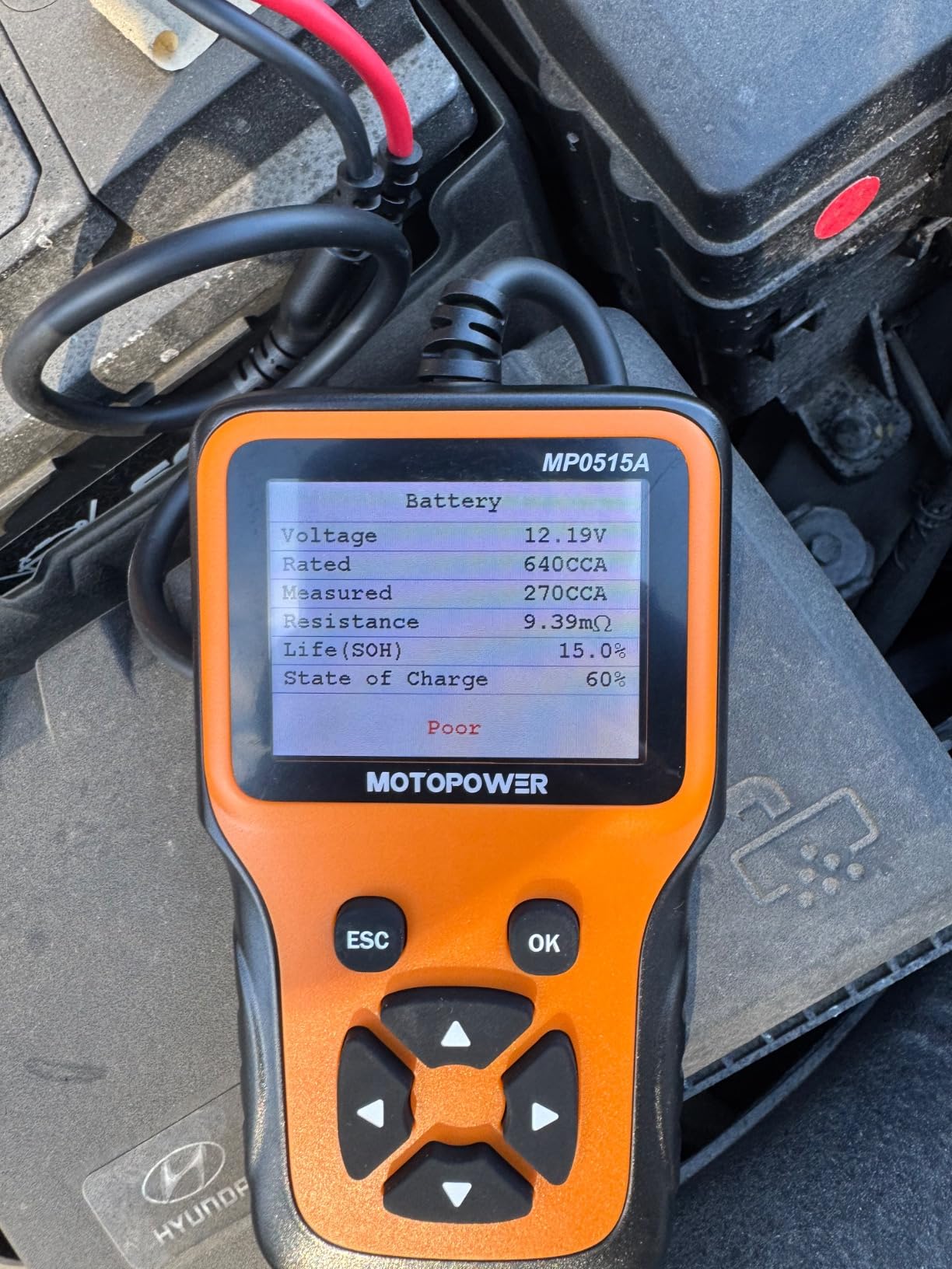 MOTOPOWER MP0515A 12V Car Battery Tester Automotive 100-2000 CCA Battery Load Tester customer photo 2