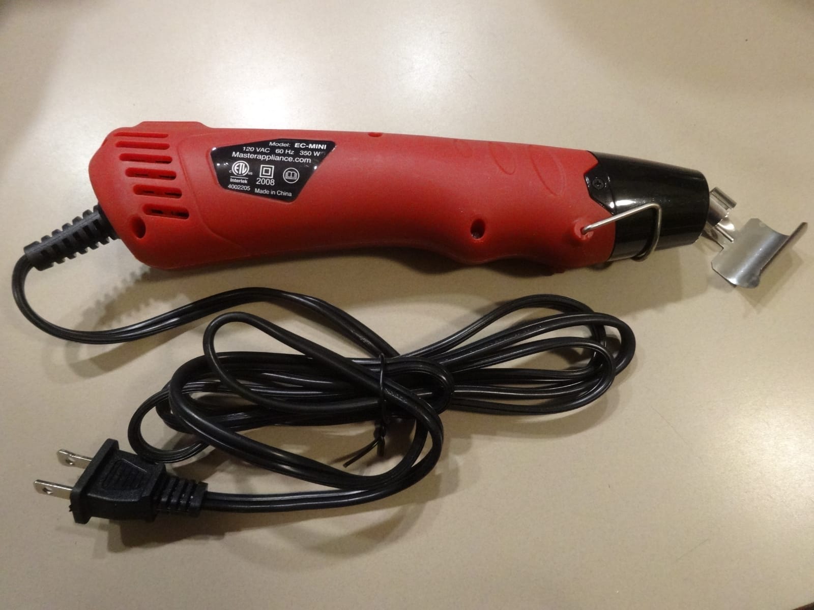 Master Appliance EC-MINI Heat Gun for Crafts, Shrink Wrap, Heat Shrink Tubing, Wire Connectors, Electrical Connectors, Epoxy Resin, Candle Making Heatgun, Embossing Hot Air Gun w/Heat Shrink Reflector customer photo 2