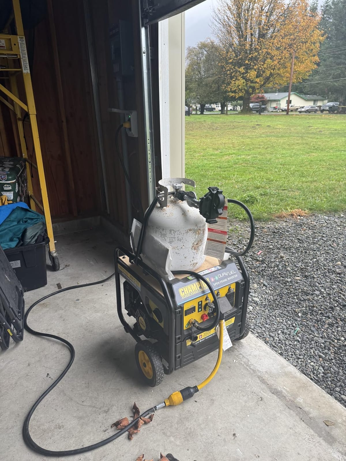 Champion Power Equipment 4250-Watt Dual Fuel RV Ready Portable Open Frame Inverter Generator with Quiet Technology customer photo 2