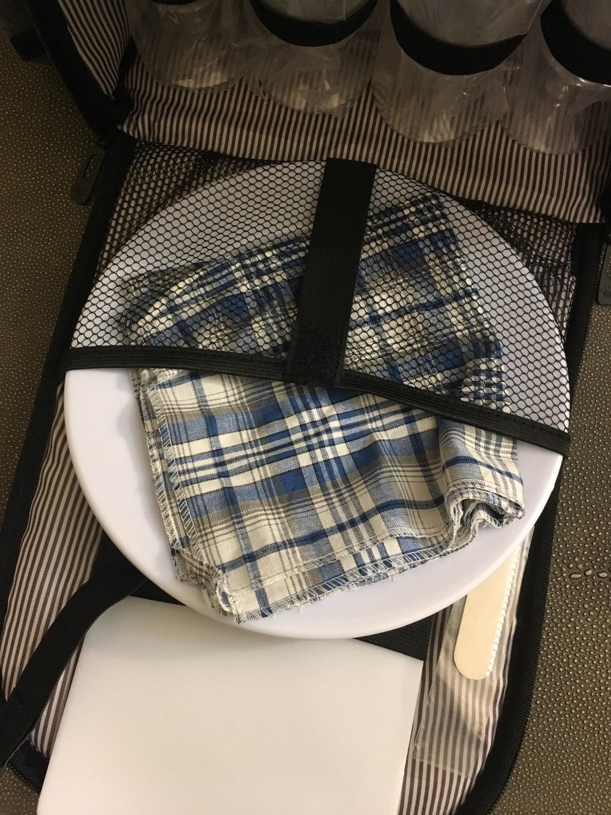 Hap Tim Picnic Basket Backpack for 2 Person with 2 Insulated Cooler Compartment, Wine Holder, Fleece Blanket, Cutlery Set, Wedding Gifts for Couples, Bridal Shower Gifts, Engagement Gifts customer photo 1