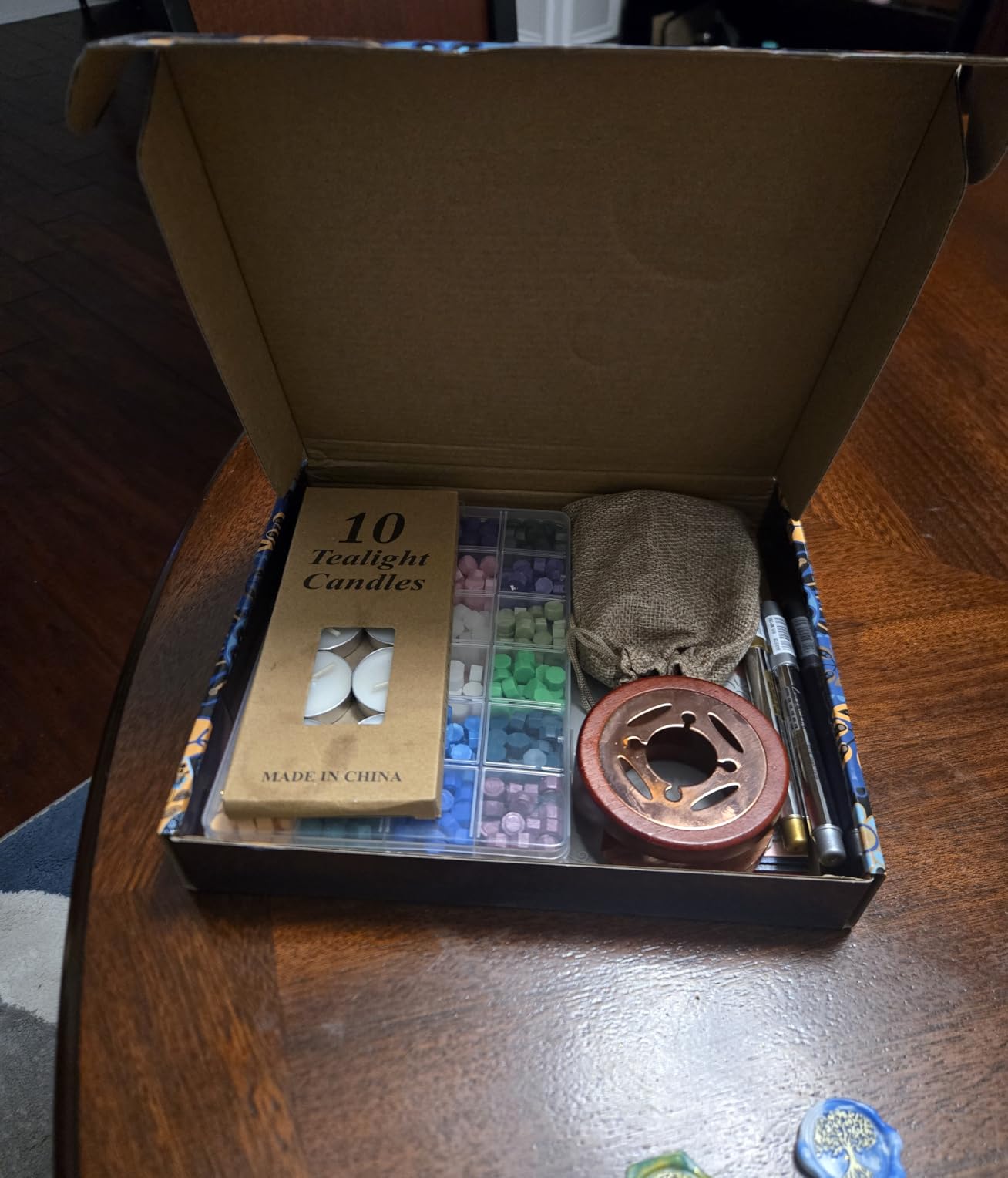 Wax Seal Stamp Kit - 24 Colors, 624 Pcs Stamp Beads, Sealing Wax Warmer, Metallic Pen & Envelope, Gift & Decoration Set customer photo 1