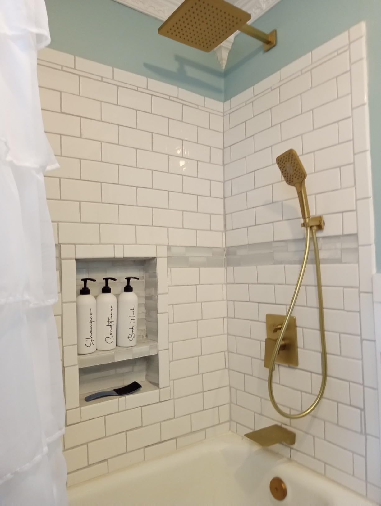 Gabrylly Shower System, 10