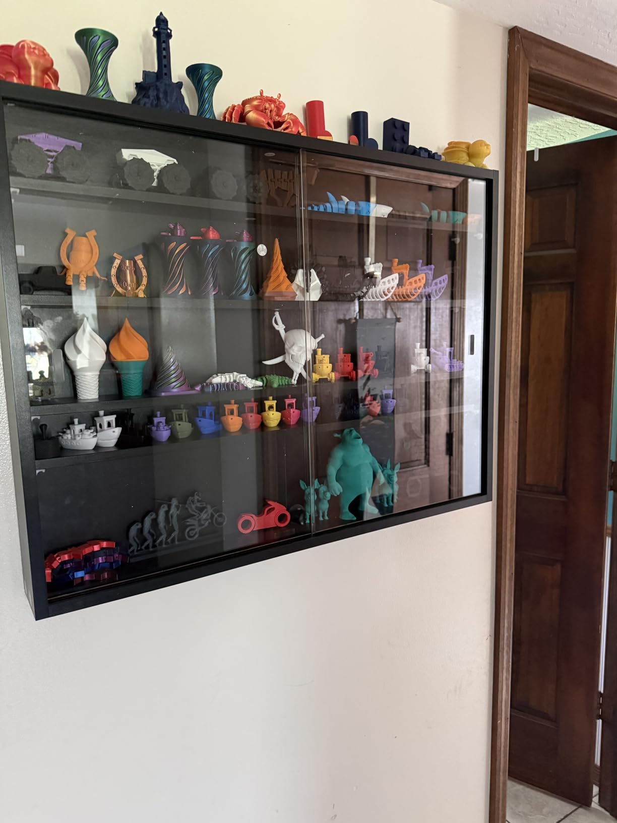HOMCOM 5-Tier Wall Mounted Display Cabinet Glass Doors White customer photo 1