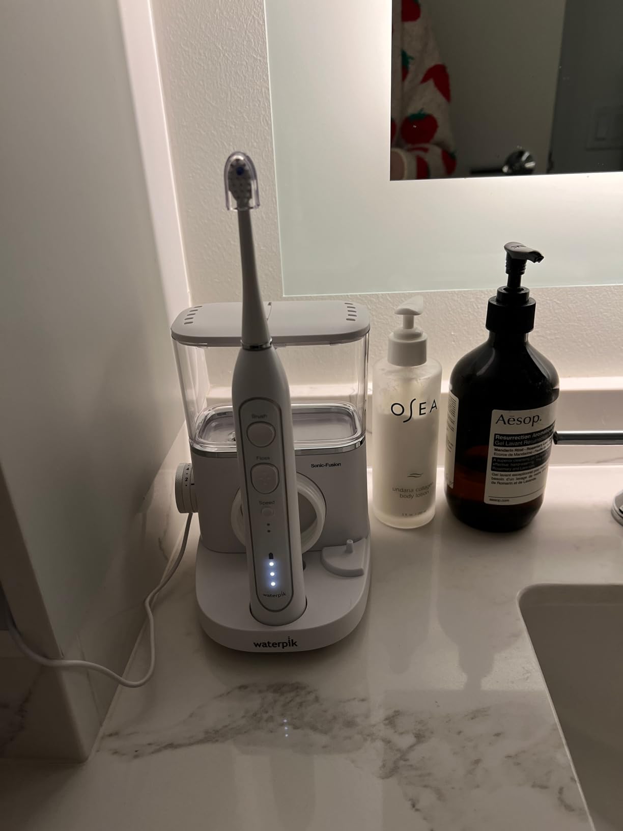 Waterpik Sonic-Fusion Flossing Electric Toothbrush Water Flosser, Black customer photo 1