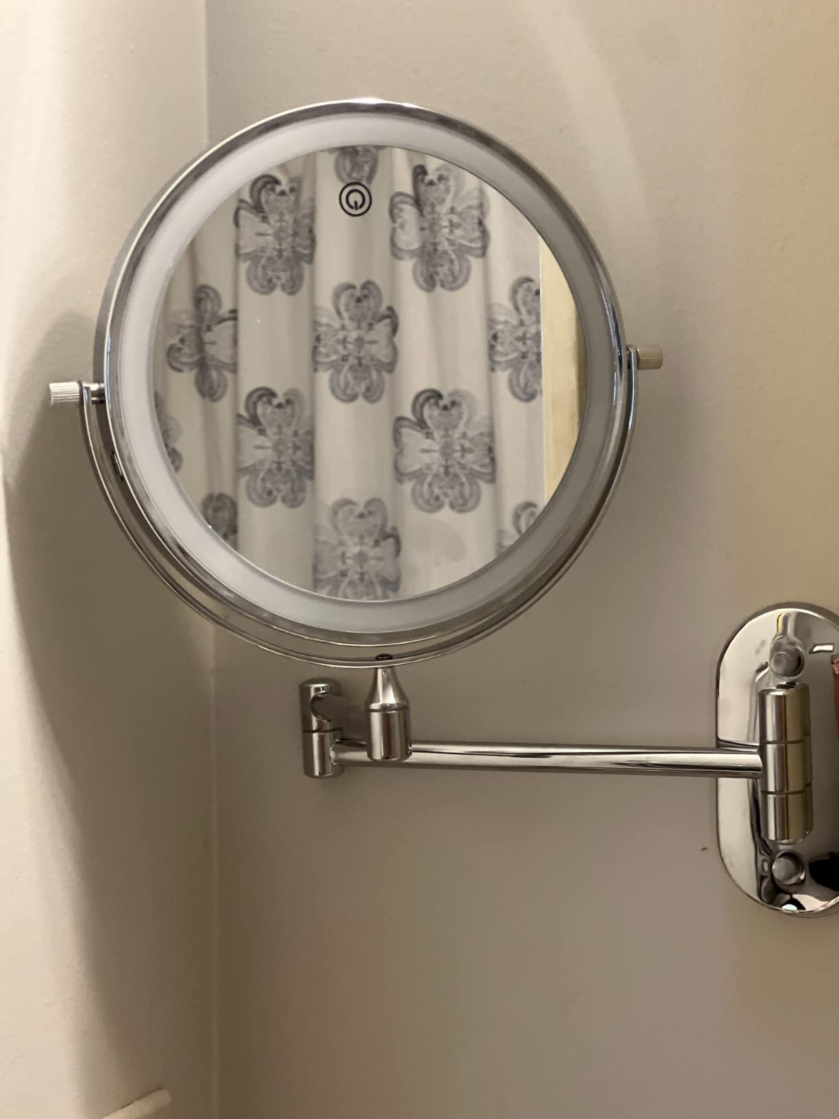 FUNTOUCH 5000mAh Rechargeable Wall Mounted Lighted Makeup Mirror 1X30X customer photo 1