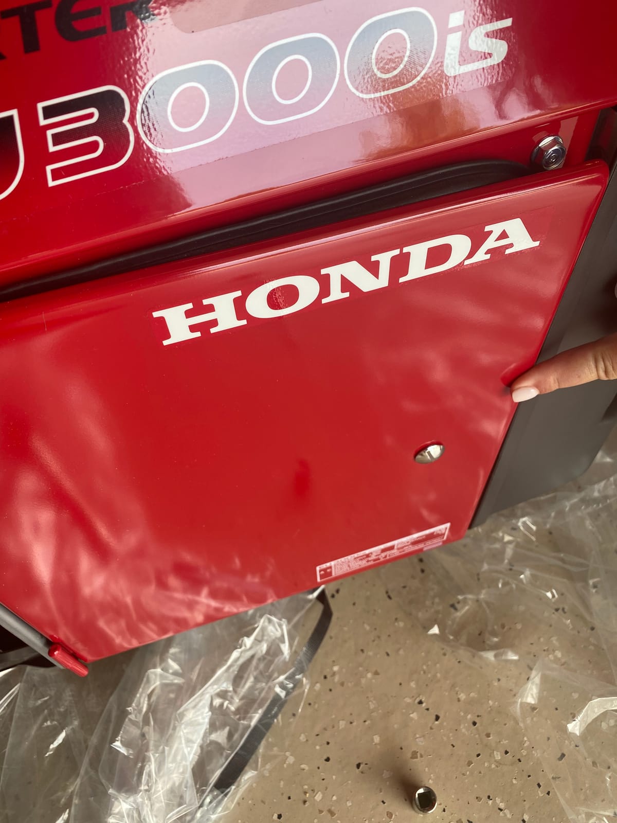 Honda EU3000iS 3000 Watt Inverter Generator (EU3000IS1AN) customer photo 2