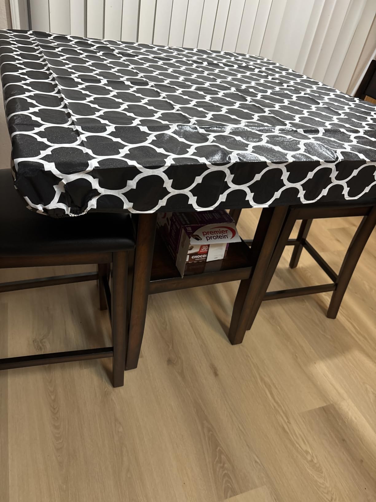 Smiry Picnic Fitted Table Cover, 6 Foot Flannel Backed Vinyl Tablecloth customer photo 2