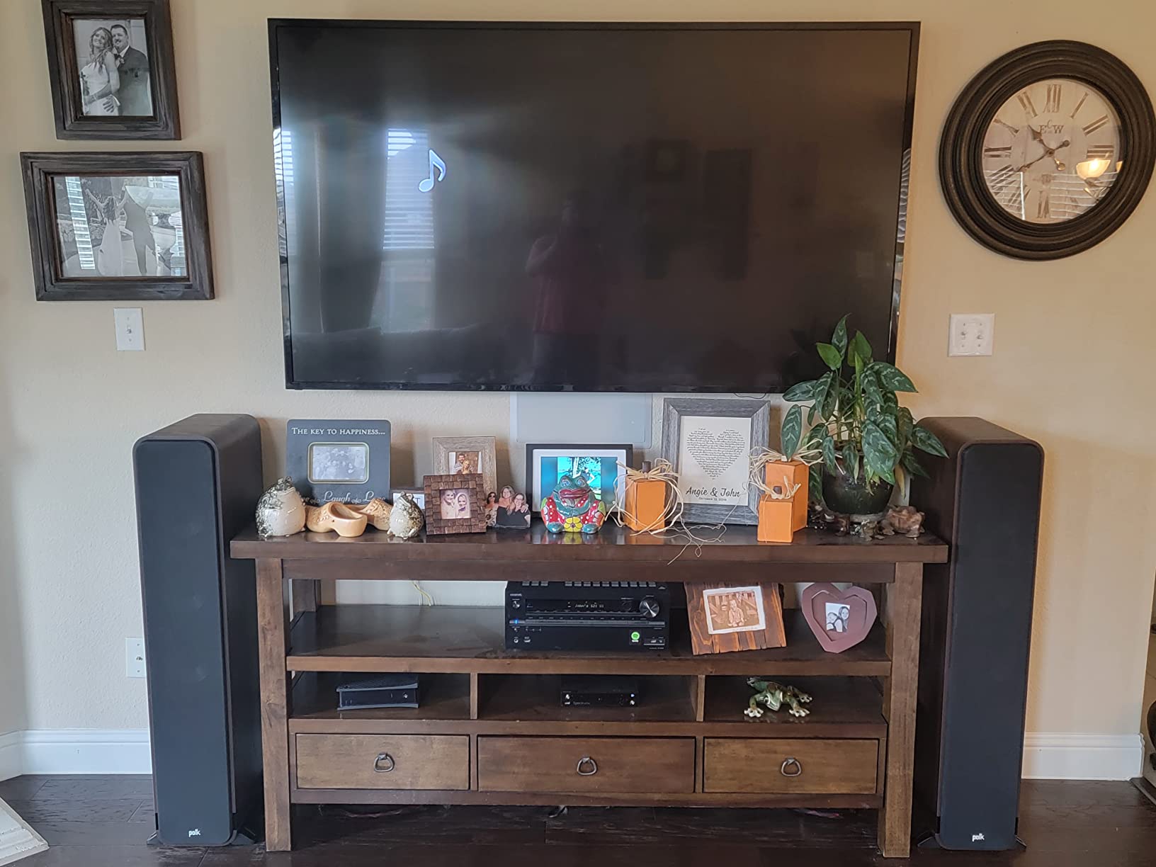 Polk Audio Signature Elite ES60 Tower Speaker, Single, Contemporary Walnut customer photo 2