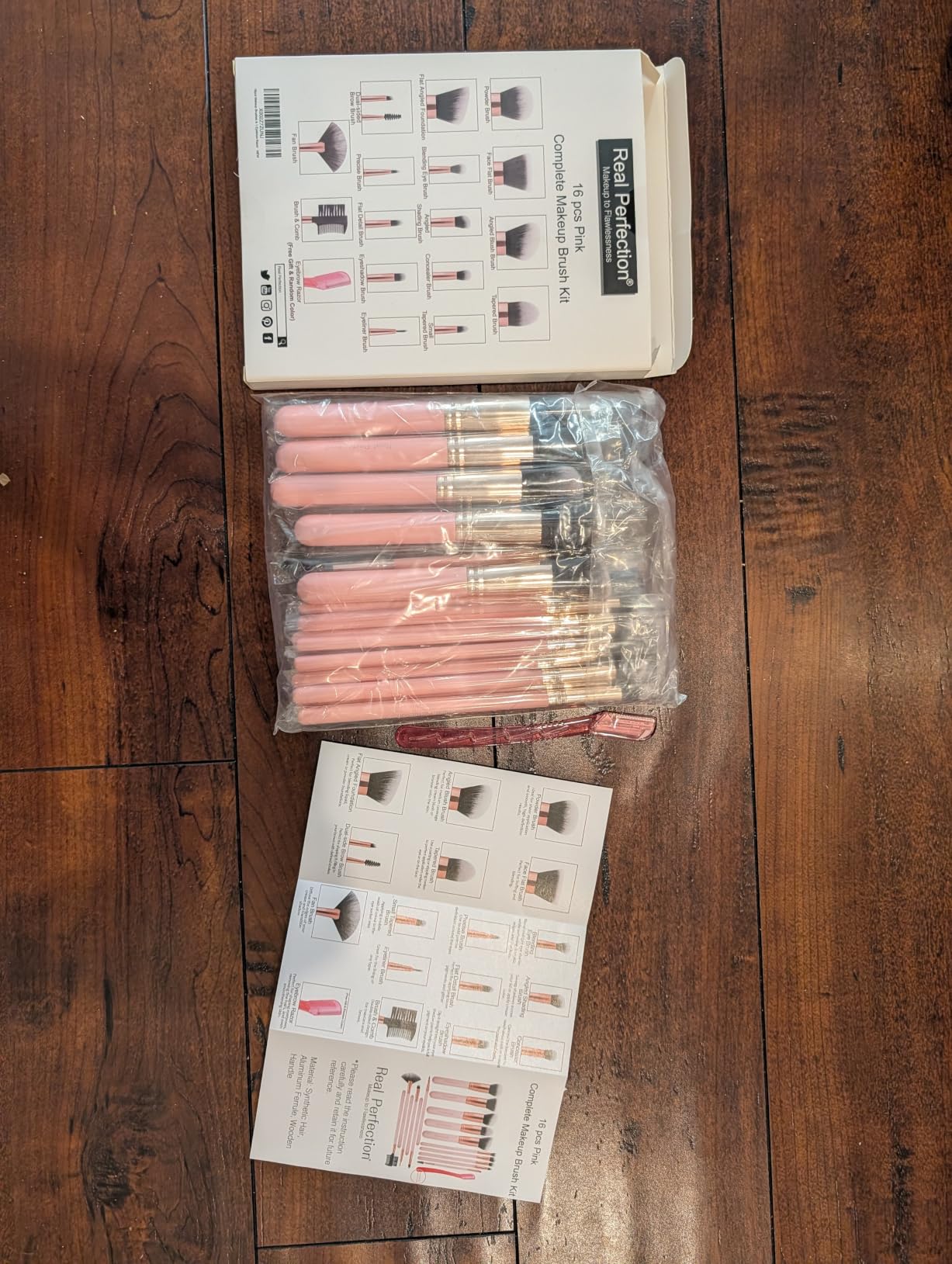 Real Perfection Makeup Brush Set 16 Pcs with 1 Eyebrow Razor Premium Synthetic Foundation Powder Concealers Eyeshadow Blush Makeup Brushes Make up Brushes Kit (Pink) customer photo 1