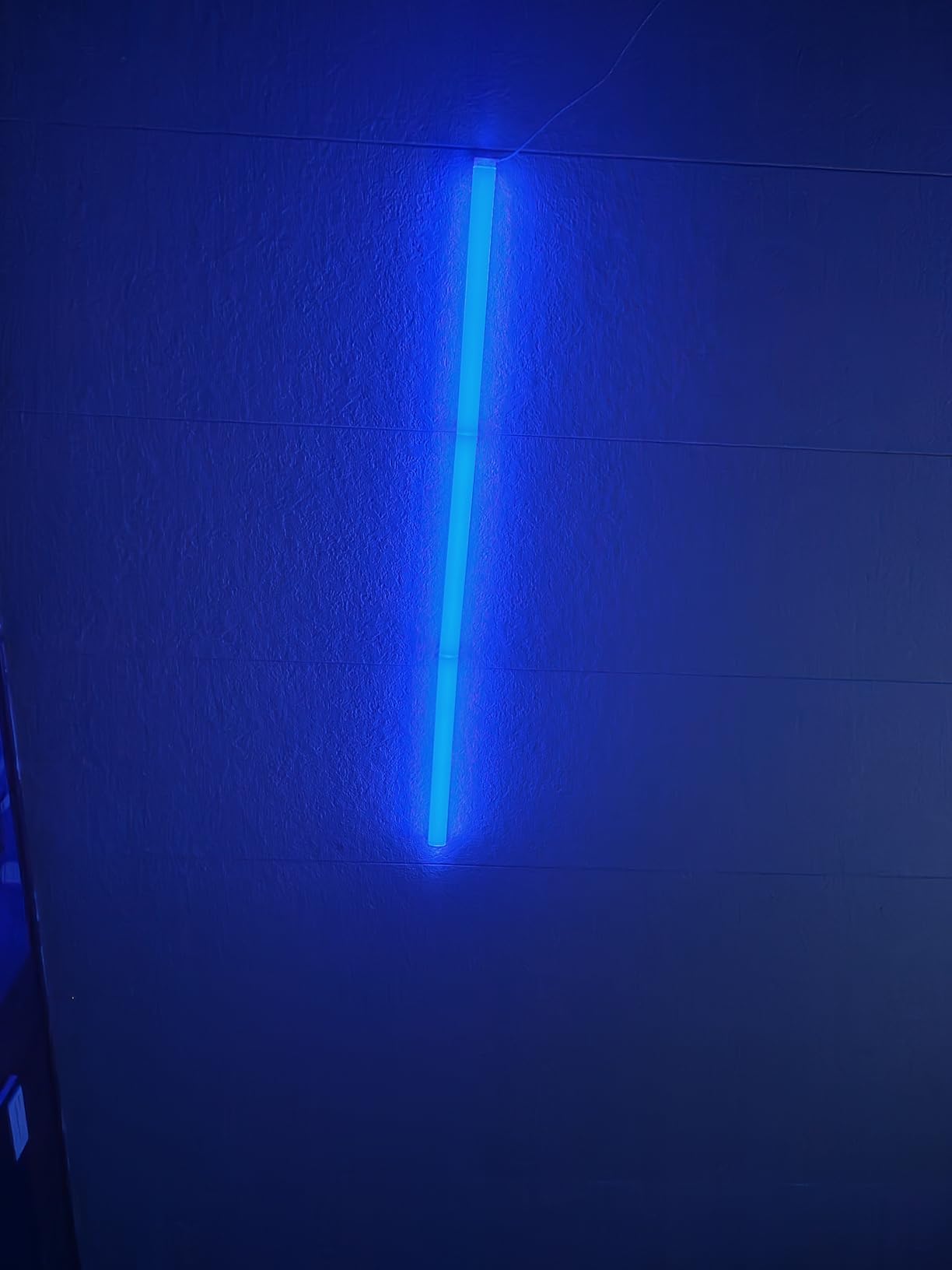 Govee Glide Wall Lights, Smart Gaming Light Bar, Works with SmartThings | RGBIC LED Wall Lamp for Bedroom, DIY, 6 Count Light Bar for Gaming Room(2 Panels Set and 3 Sections/Panel) customer photo 1