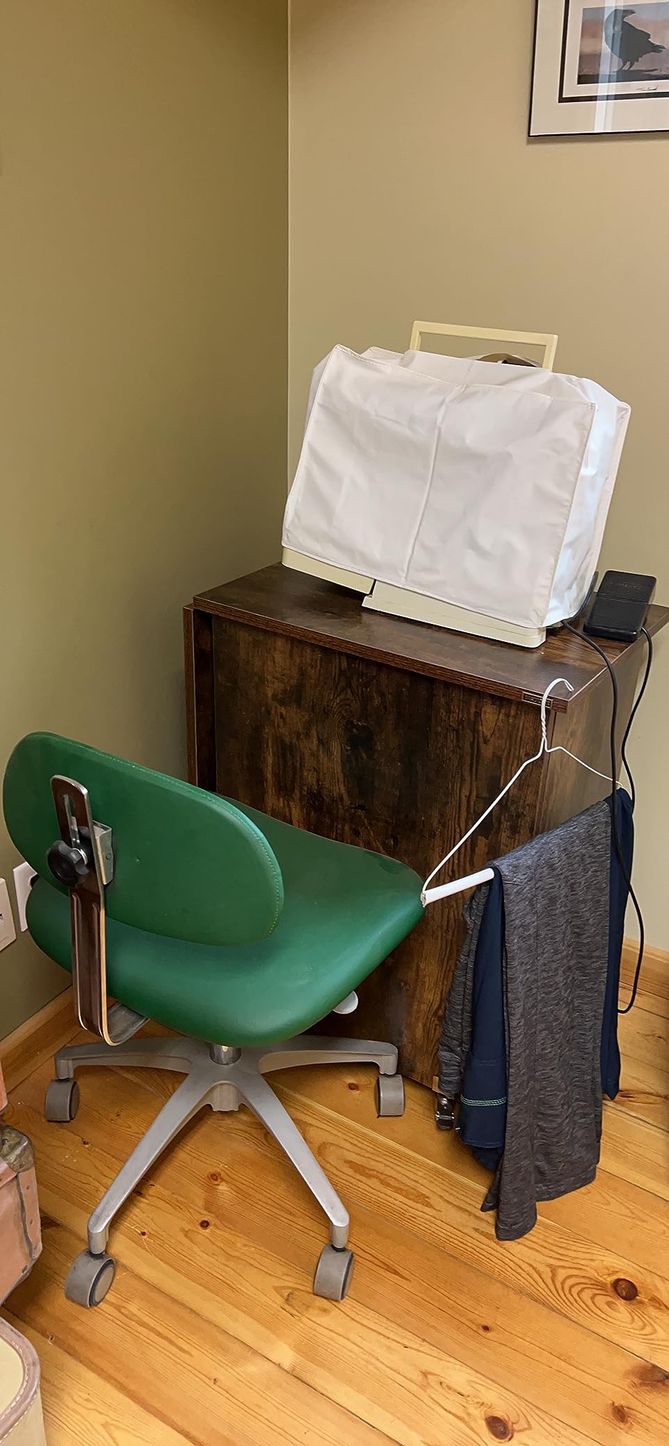 VIVOHOME Folding Sewing Table for Sewing Machine, Sewing Desk with Storage customer photo 2
