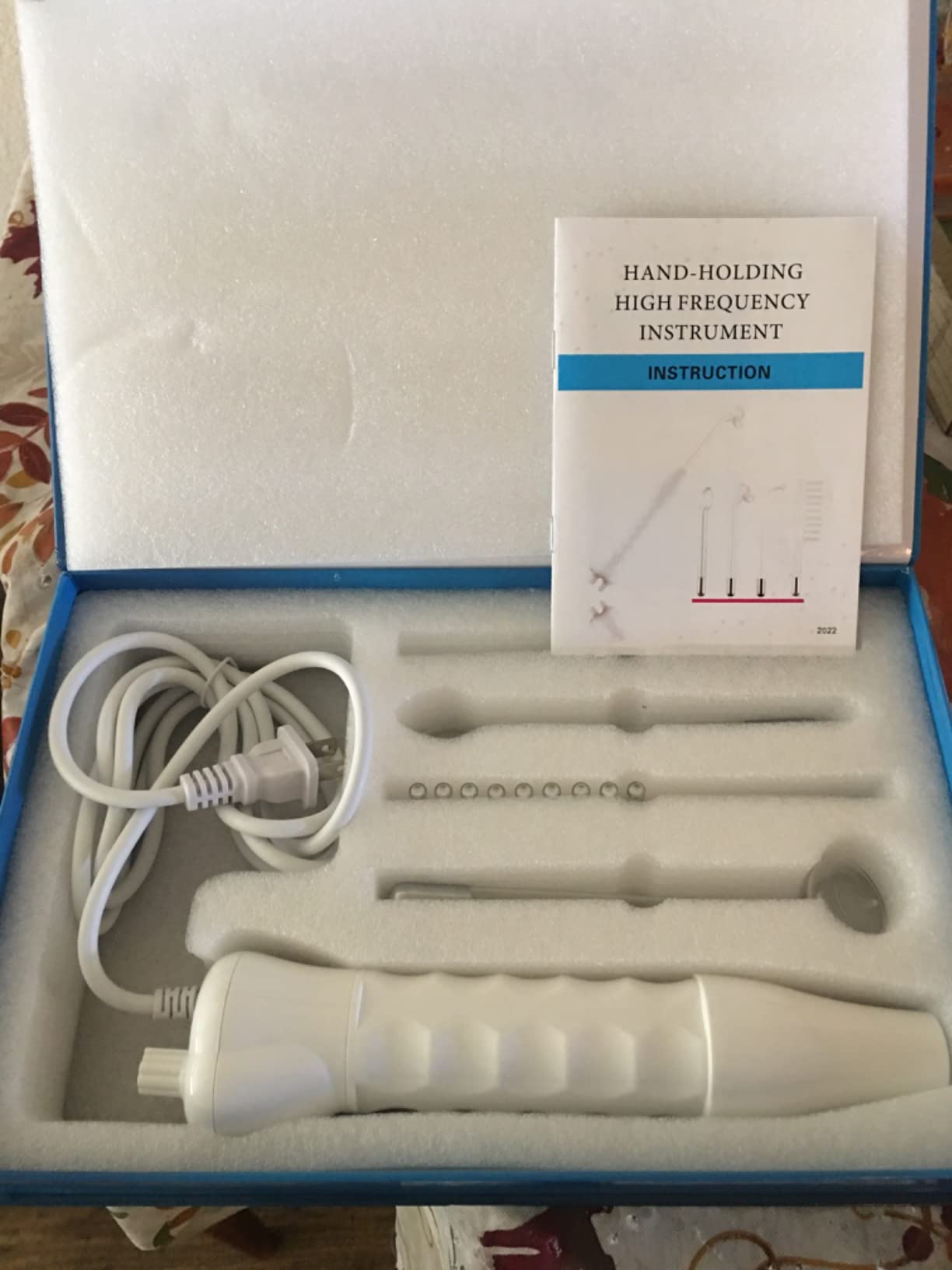 Face Skin Care Wand, FAZJEUNE High F requency Facial Device Face Skin Care Kit Portable Skin Care Tools Home Use customer photo 1