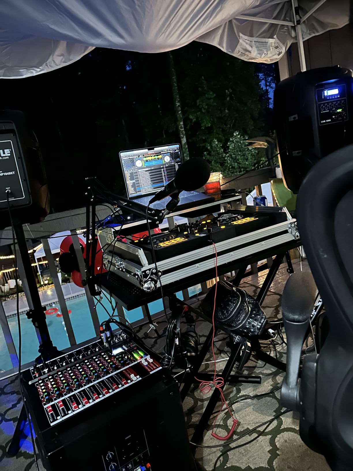 FULUODE Audio Mixer 8 Channel, CT-80S Professional Sound System Mixer Board DJ Mixing Console with Reverb MP3 Player Bluetooth 48V Phantom Power Supply USB Recording for Studio Karaoke Live Music customer photo 1