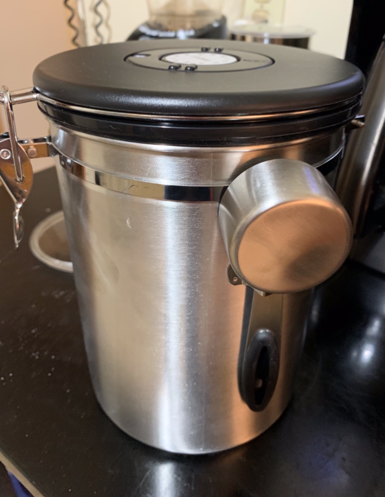 BISNIE 39OZ Coffee Canister, Coffee Container Airtight for Ground and Bean customer photo 2