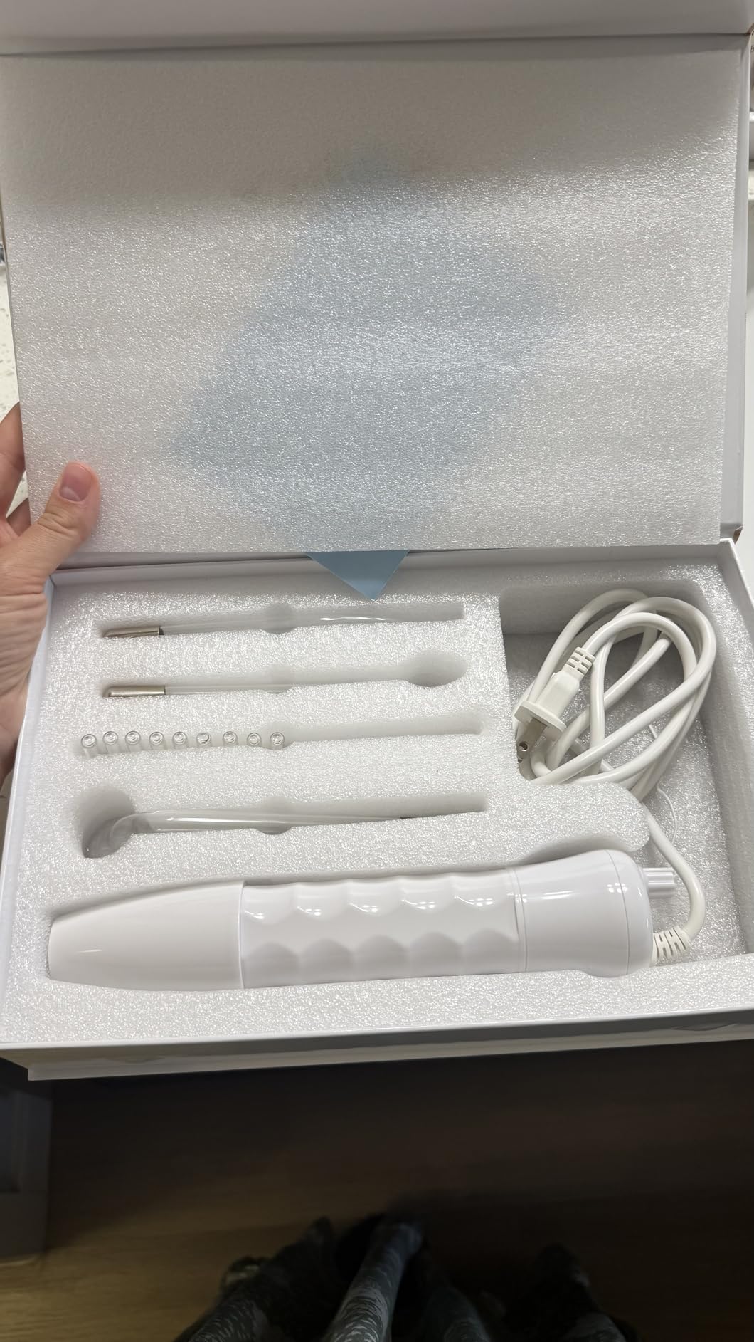High Frequency Facial Wand - Uaike 4 in 1 Violet Portable Handheld customer photo 2