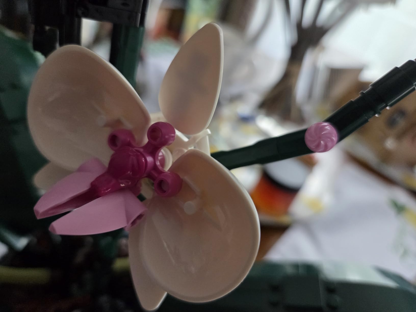 LEGO Botanicals Orchid - Artificial, Fake Indoor Flowers Building Set for Home, Kitchen, Desk Decoration, Adults Ages 18+ - Gift for Birthdays - 10311 customer photo 2
