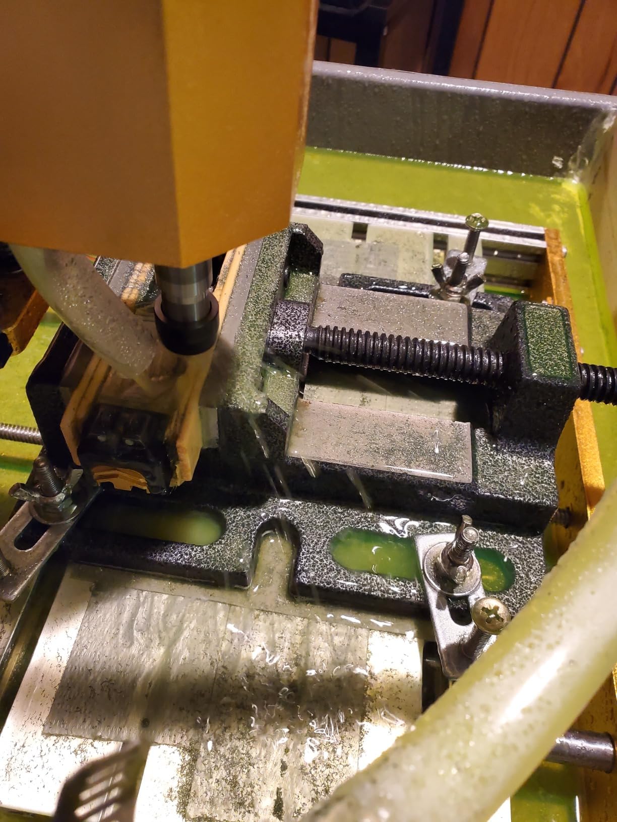 WEN Drill Press Vise, 4-Inch (DPA424) customer photo 2