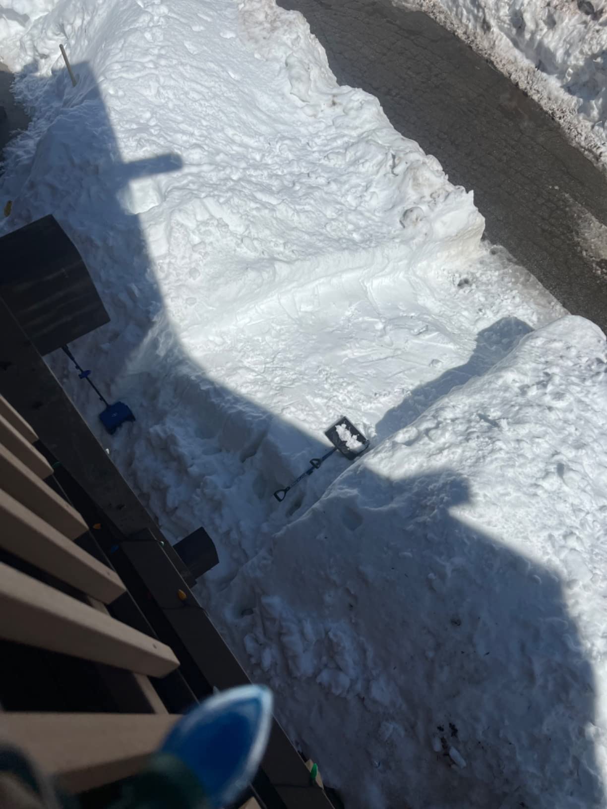Snow Joe 24V Cordless Snow Shovel Kit with Cover and Scraper, 24V-SS13-TV1 customer photo 2