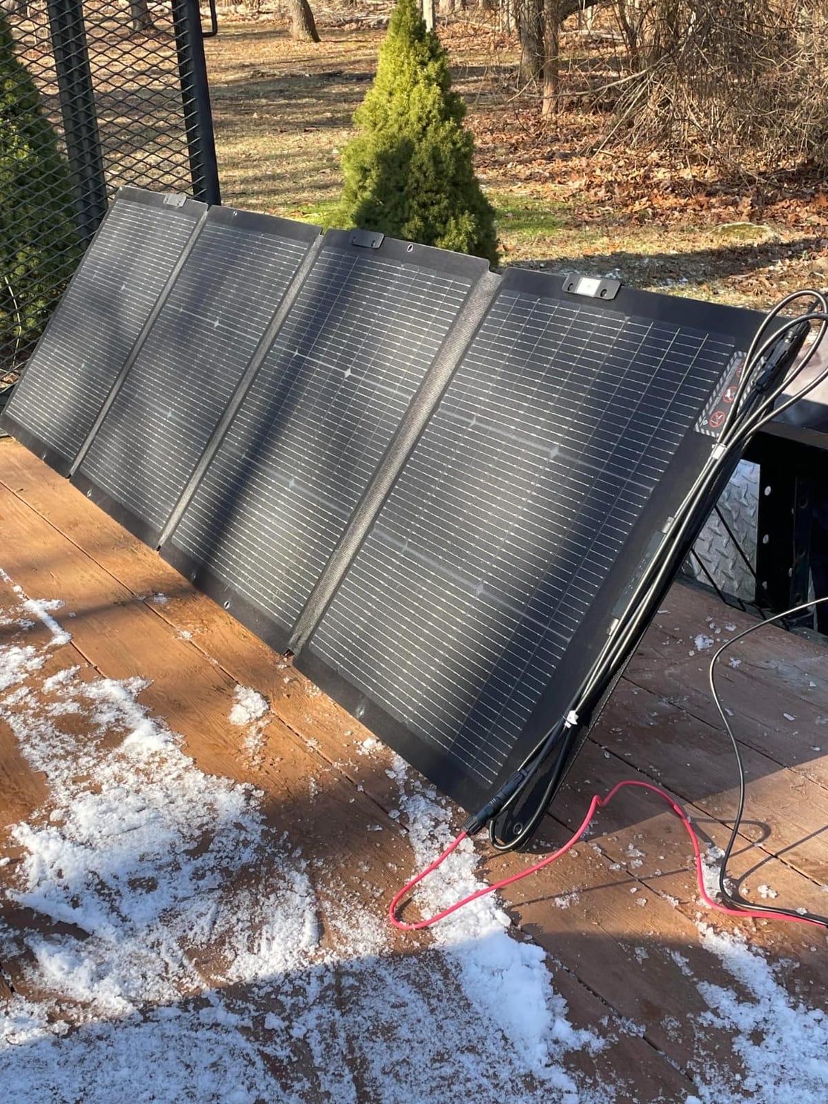 EF ECOFLOW 220W Portable Solar Panel, Bifacial Design, IP68 Waterproof customer photo 2