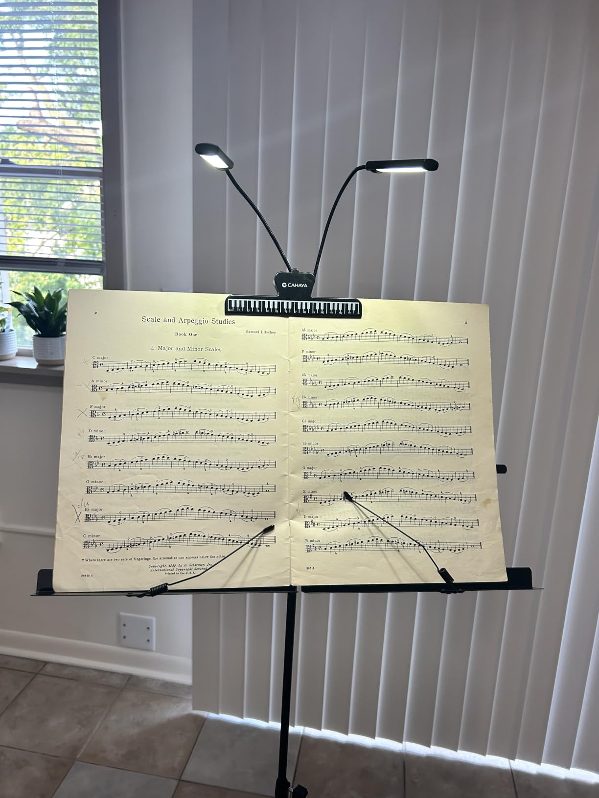 CAHAYA Sheet Music Stand Portable Folding Dual Use Holder with Stand Light customer photo 1