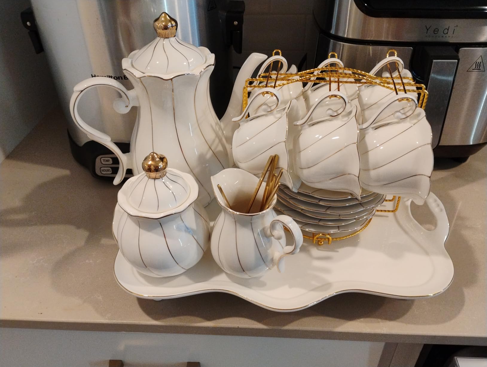 DUJUST Porcelain Serving Tray with Handles, Luxury British Style Coffee Table Tray with Golden Rim, Beautiful Tea Tray Decor for Living Room, Easy to Use & Clean customer photo 1