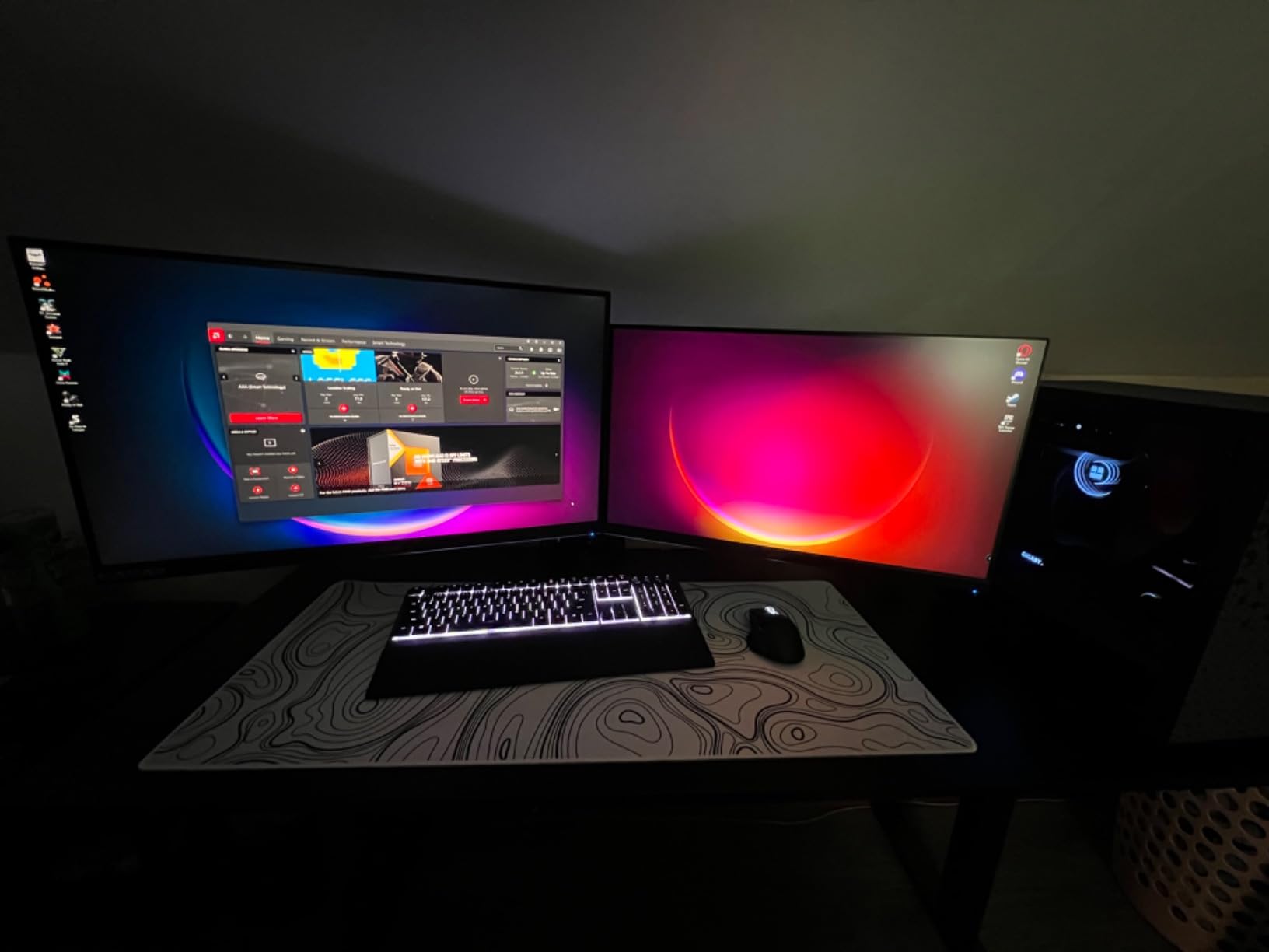 Razer Ornata V3 Gaming Keyboard, Low-Profile Keys, Black | Mecha-Membrane Switches, UV-Coated Keycaps, Backlit Media Keys, 10-Zone RGB Lighting, Snap Tap, Magnetic Wrist Wrest customer photo 1