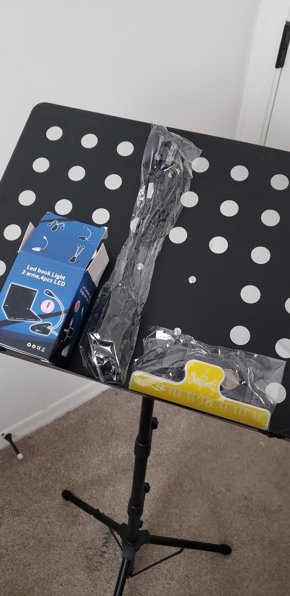 lotmusic Sheet Music Stand, Portable Music Stand, Foldable and Height-Adjustable Music Stand with Bag, Sheet Music Clip, Light, Suitable for Playing Musical Instruments and Traveling Out customer photo 2