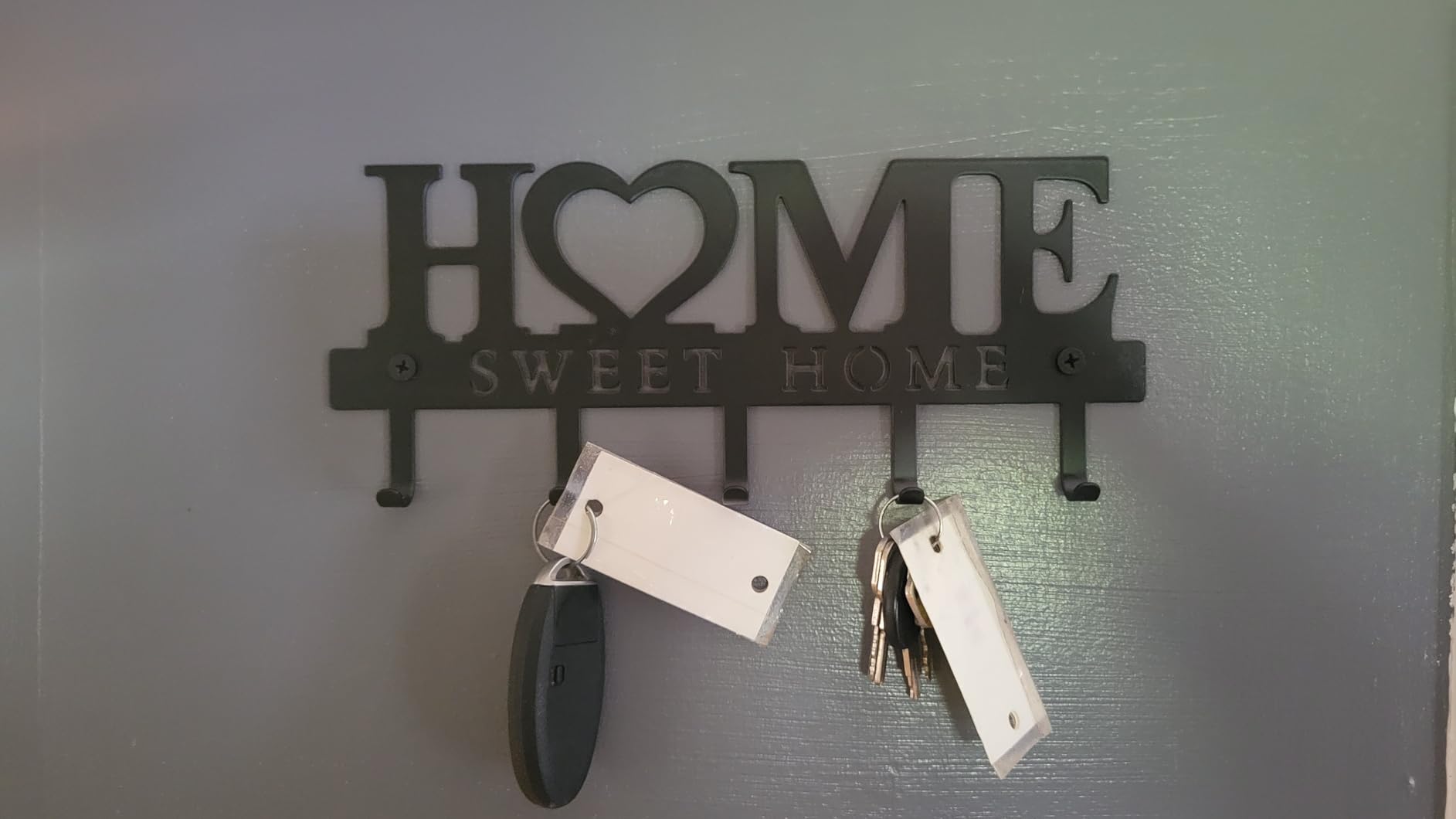 Entryway Wall Key Holder with 5 Hooks, Metal Key Rack Wall Mount for Keys, Bags and Leashes, Decorative Organizer for Entryway, Mudroom or Hallway, Sweet Home Design, 9.8 inches, Black customer photo 1