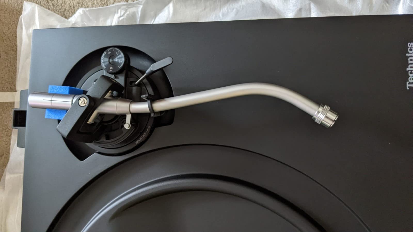 Technics Turntable, Premium Class HiFi Record Player with Coreless Direct, Stable Playback, Audiophile-Grade Cartridge and Auto-Lift Tonearm, Dustcover Included - SL-100C, Black (SL-100C-K) customer photo 1
