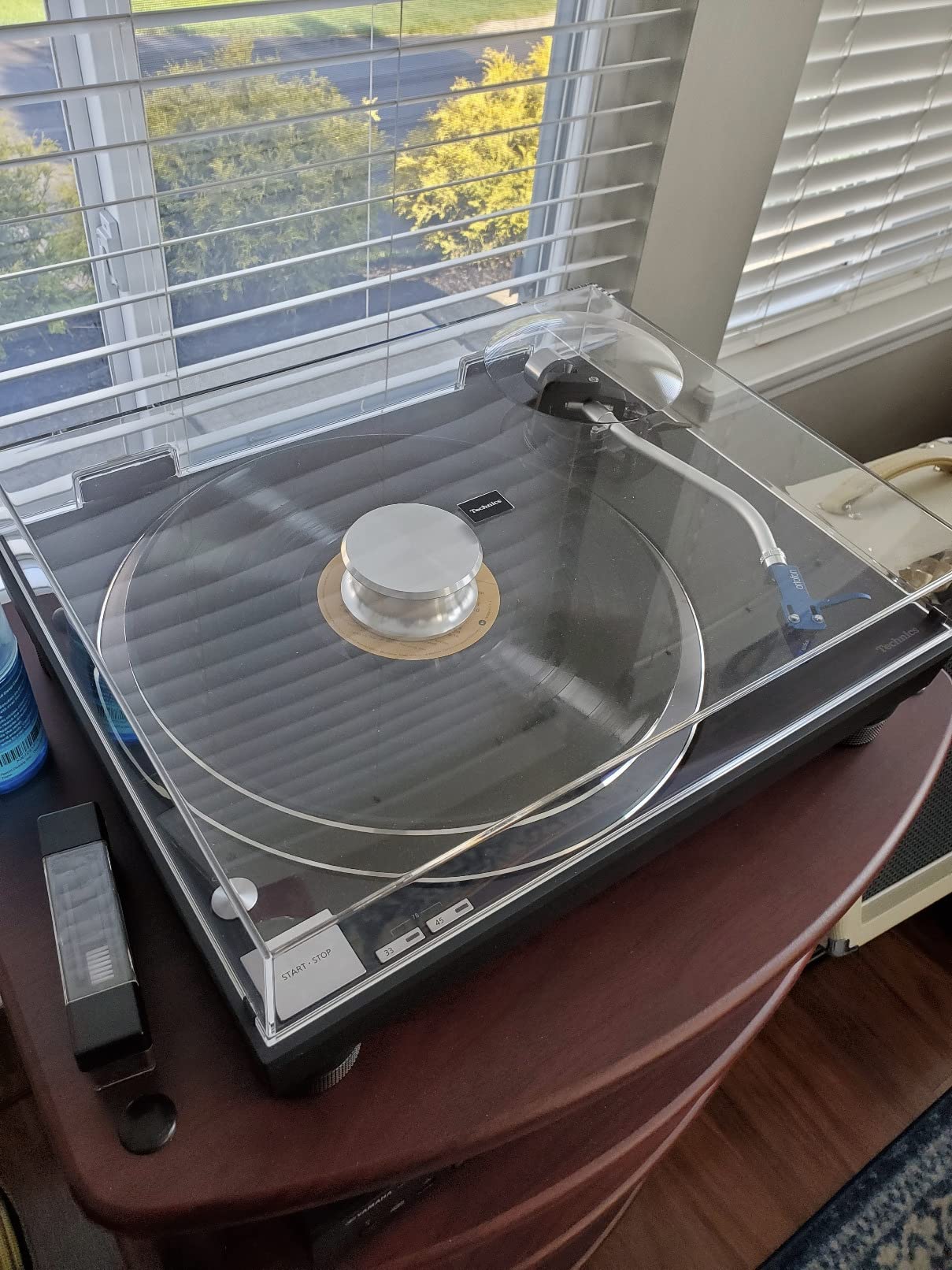 Technics Turntable, Premium Class HiFi Record Player with Coreless Direct, Stable Playback, Audiophile-Grade Cartridge and Auto-Lift Tonearm, Dustcover Included - SL-100C, Black (SL-100C-K) customer photo 2