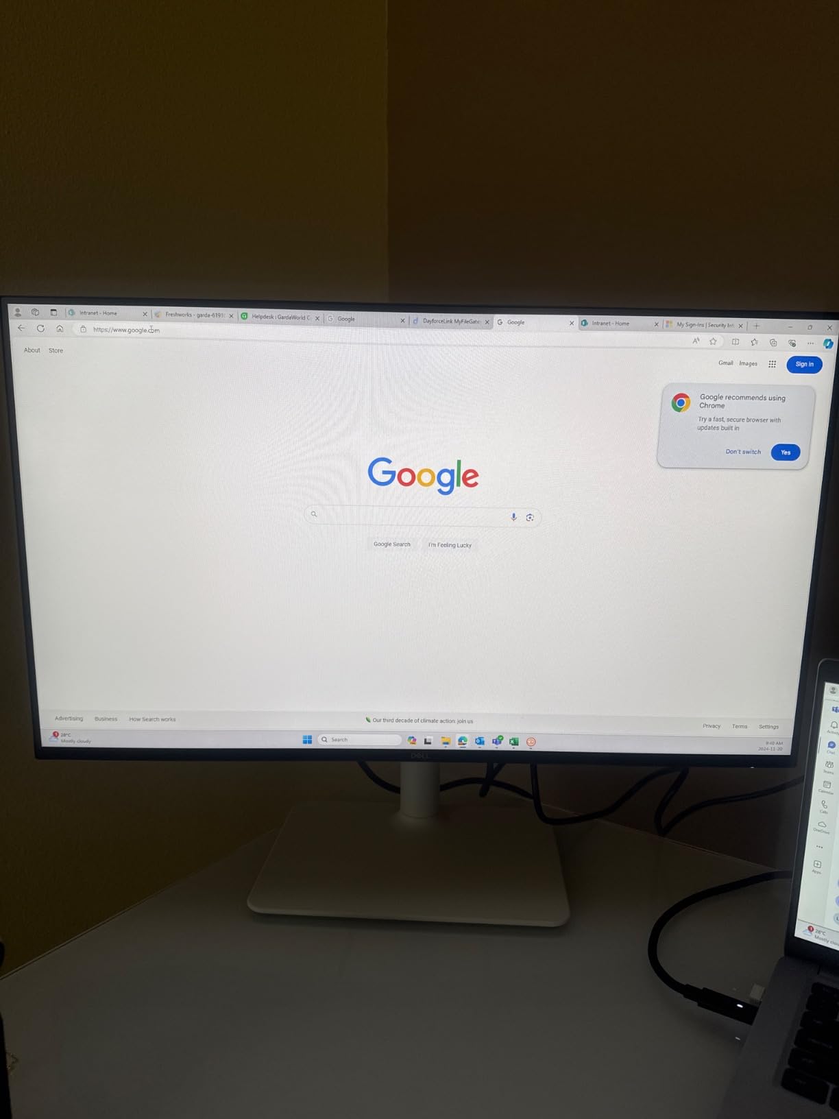 Dell S2725HS 27 Inch Monitor, FHD (1920x1080) Display, 100Hz Refresh Rate, 1500:1 Contrast Ratio, TÜV Rheinland Eye Comfort 4 Star, Integrated 2x5W Speaker, Height/Tilt/Swivel/Pivot- Ash White Color | FHD (1920x1080) Display, 100Hz Refresh Rate, 27 Inch, 1500:1 Contrast Ratio, TÜV Rheinland Eye Comfort 4 Star customer photo 1
