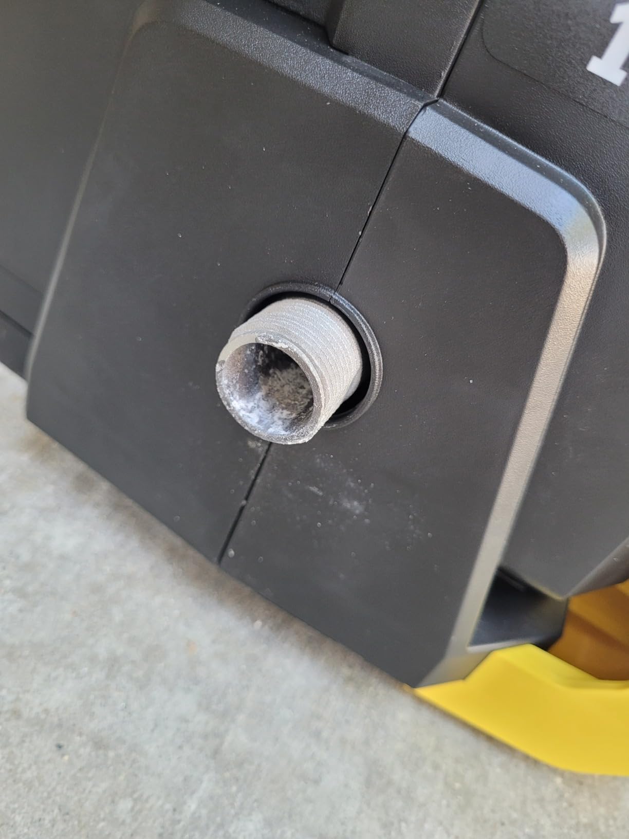 Kärcher Pressure Washer K1800PS Cube, CETA Certified, 3 Spray Nozzles, Detergent Tank, for Cars, Driveways, Siding, Patios, 1.2 max. GPM customer photo 1