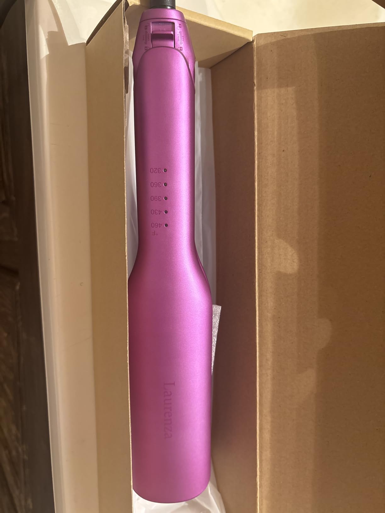 2-Inch Wide Flat Iron Hair Straightener and Curler with 20M Anions customer photo 1