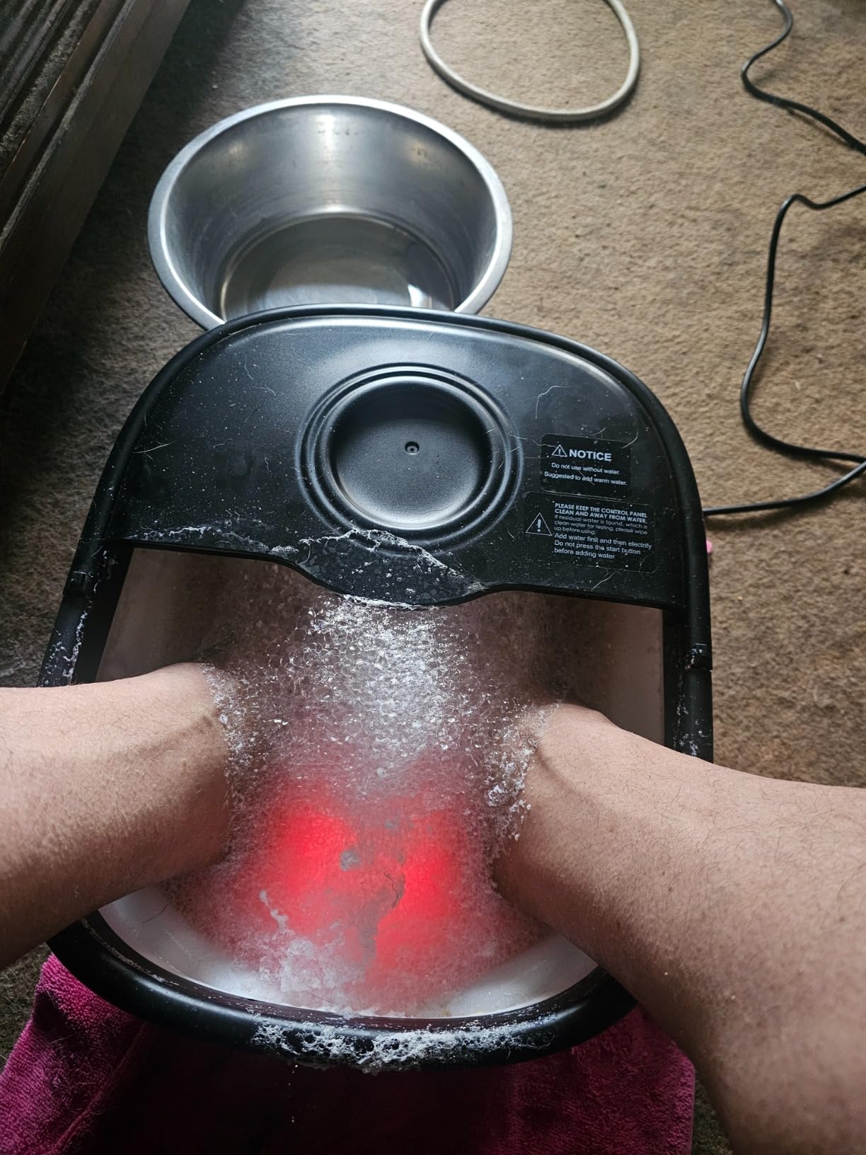 KNQZE Collapsible Foot Spa Bath with Heat & Remote Control, Bubble Massage, Temperature Control, Red Light (Black) customer photo 2