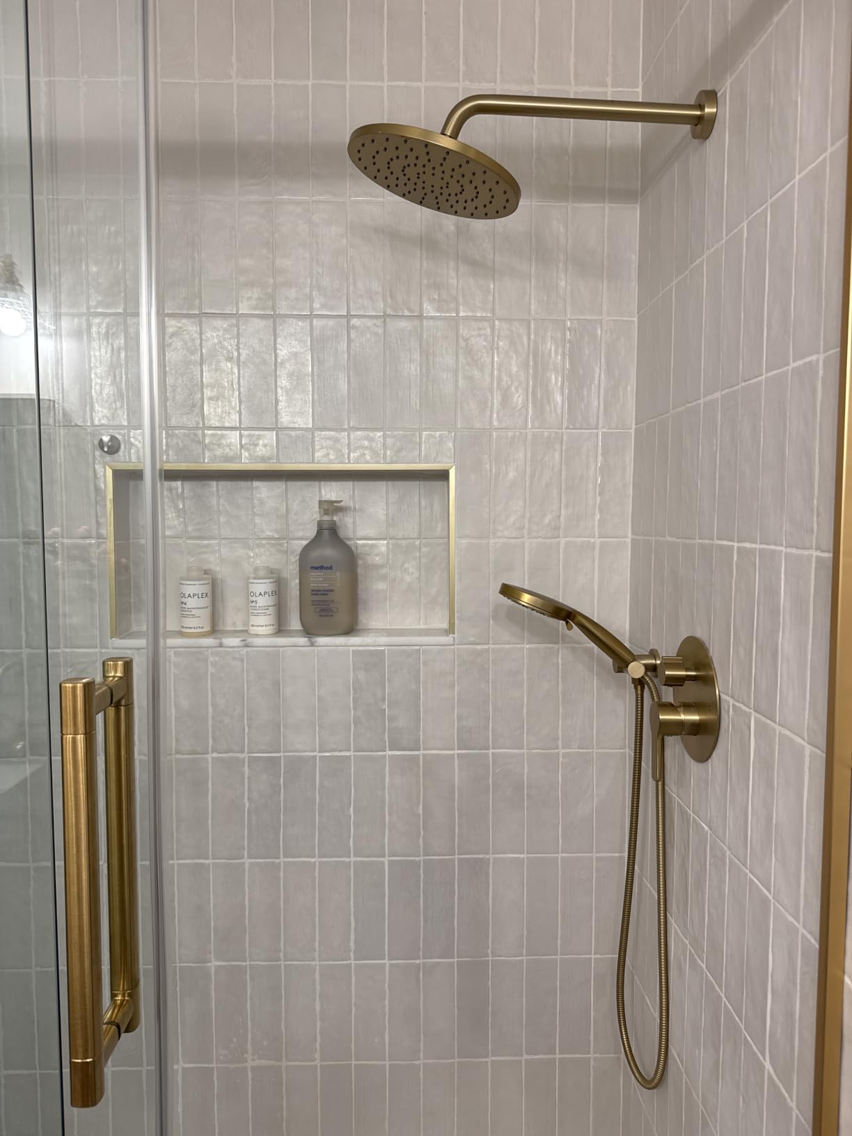 Iriber Matte Black Shower Head with Handheld,Rain Shower System Faucet Set customer photo 2