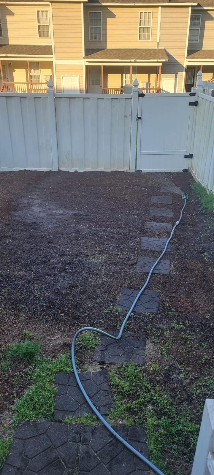 Melnor Turbo Oscillating Sprinkler, 2800 Sq Ft: Range Adjustable customer photo 1