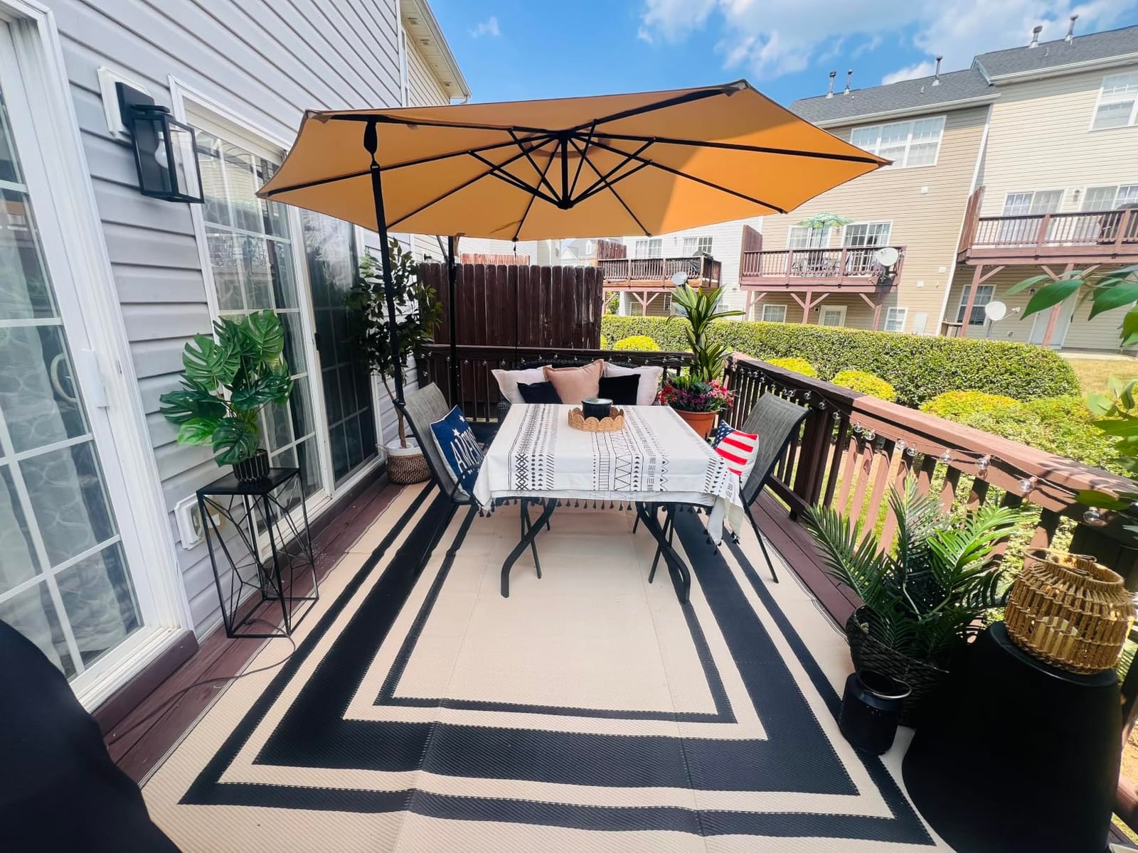 RURALITY Outdoor Rugs 8'x10' Waterproof for Patios Clearance,Plastic Straw Mats for RV, Camping,Backyard,Porch,Deck,Balcony,Reversible,Geometric customer photo 2