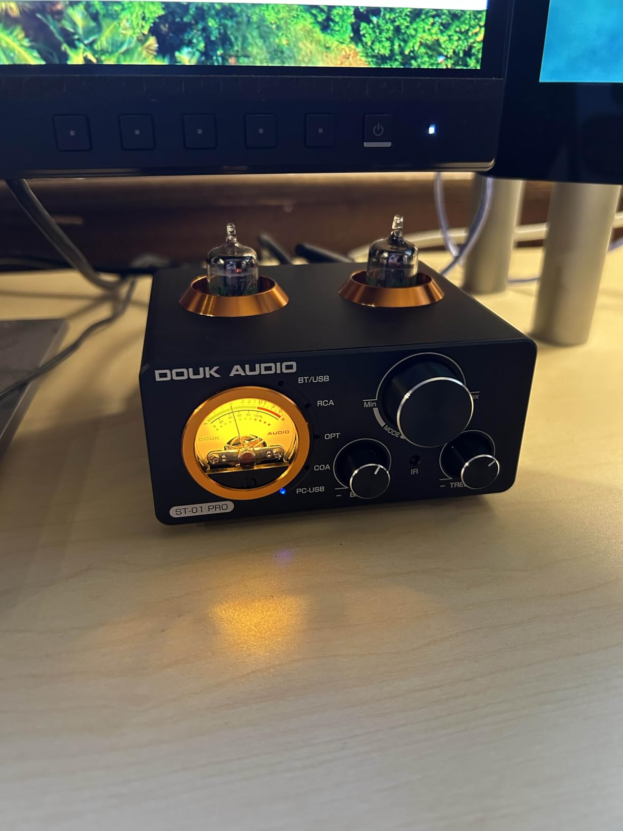 Douk Audio ST-01 PRO 200W Bluetooth Amplifier, 2 Channel Vacuum Tube Power Amp with USB DAC/Coaxial Optical Inputs/VU Meter/Treble Bass Control for Home Theater/Stereo Speakers (Upgrade Version) customer photo 2