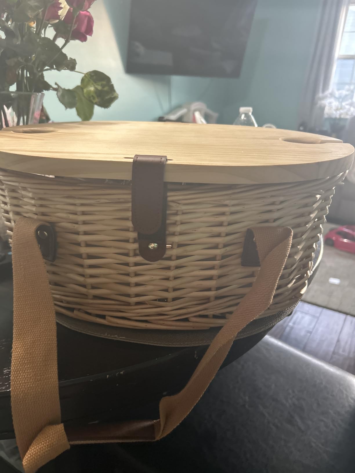 Hap Tim Wicker Picnic Basket Set for 2 with Mini Folding Wine Picnic Table & Large Insulated Cooler Bag & Cutlery Service Kits for 2 Person, Couples Gifts, Wedding Gifts (Y2209-2-CM) customer photo 2