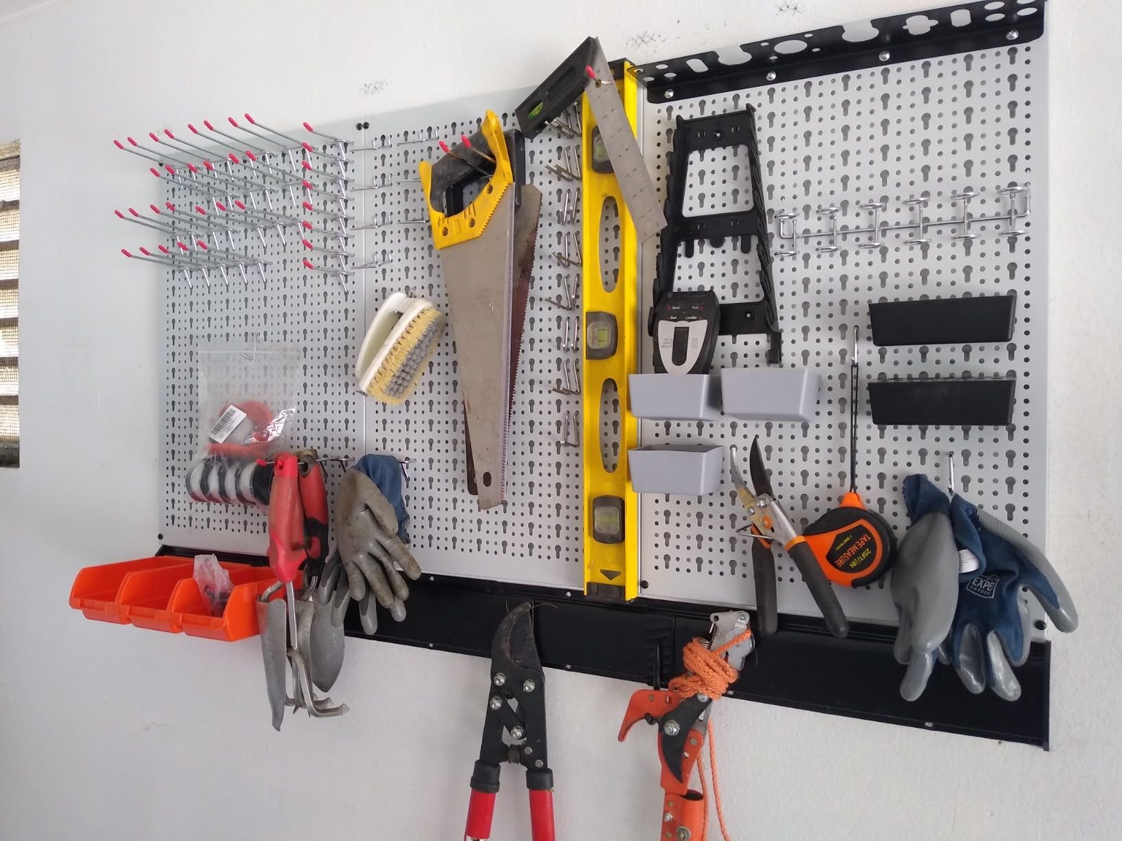TORACK Metal Pegboard Wall Organizer System 24x48 in, 109 PCS Pegboard Kit | with Accessories, Tool Organizer Peg Board Kit with Bins, Hooks customer photo 2