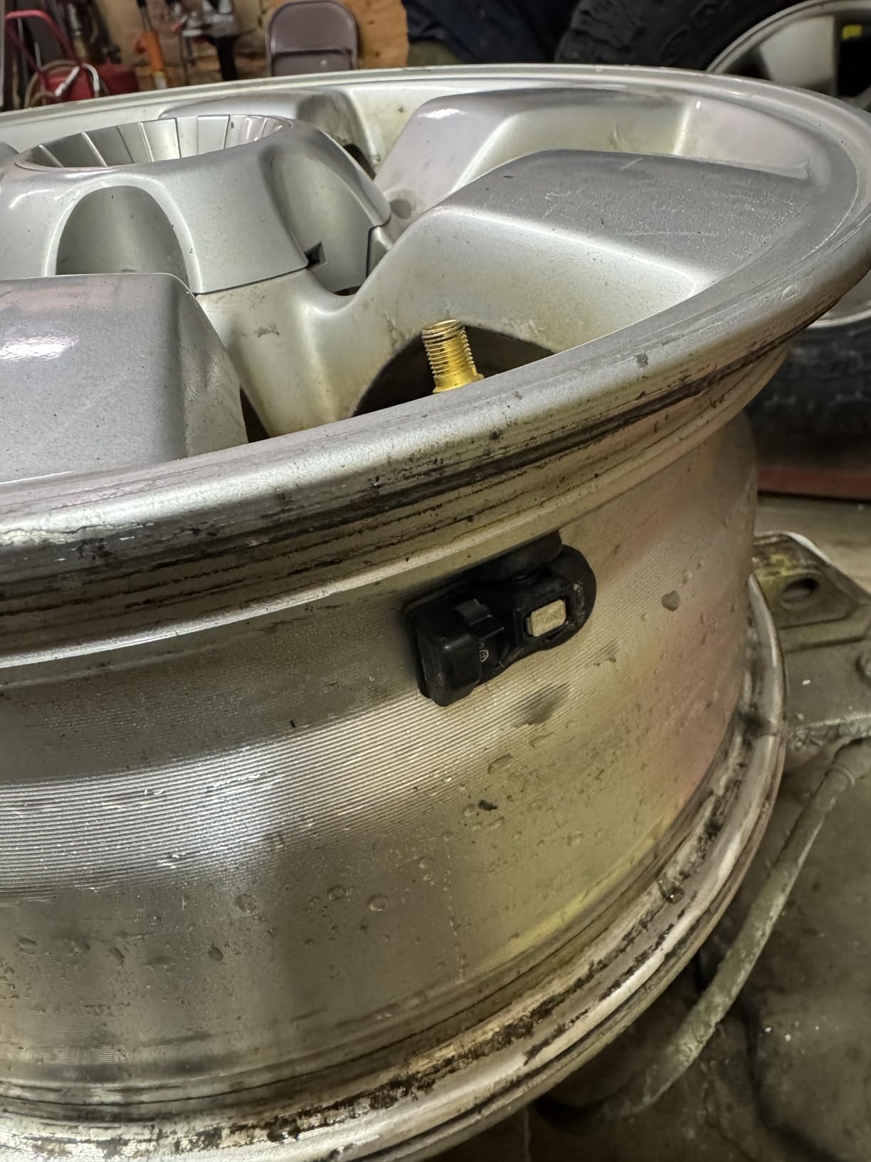Autel MX TPMS Sensors, MaxiTPMS 315MHz/433MHz Tire Pressure Sensors customer photo 2
