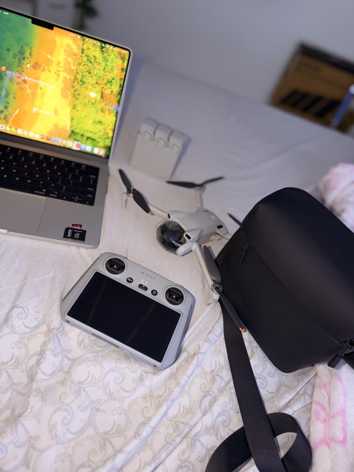 DJI Mini 3 Fly More Combo With DJI RC, 3 Batteries customer photo 2