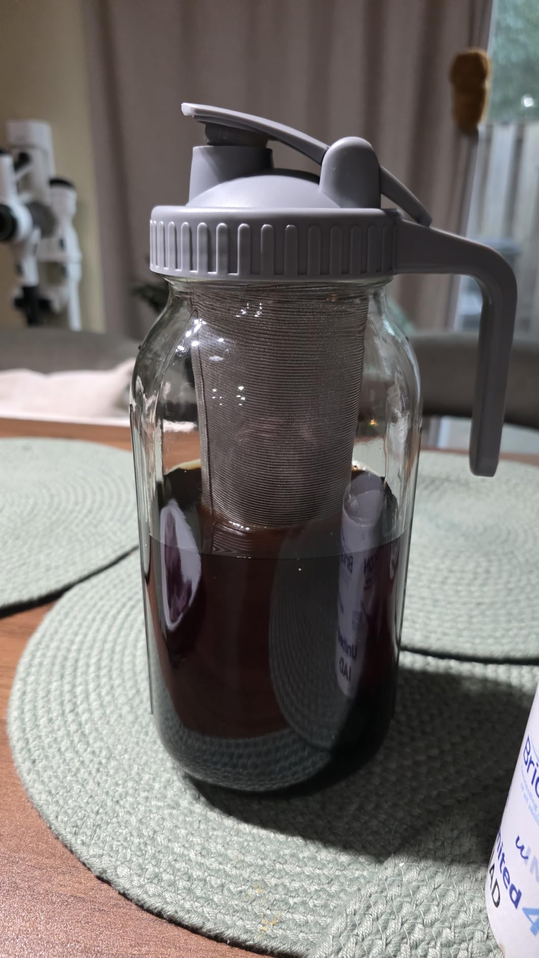 JunVpic Cold Brew Coffee Maker, 64 oz Glass Mason Pitcher | 100μm stainless steel filter, wide mouth design, leak-proof lid with handle, pour spout for iced coffee, tea and cold drinks customer photo 1