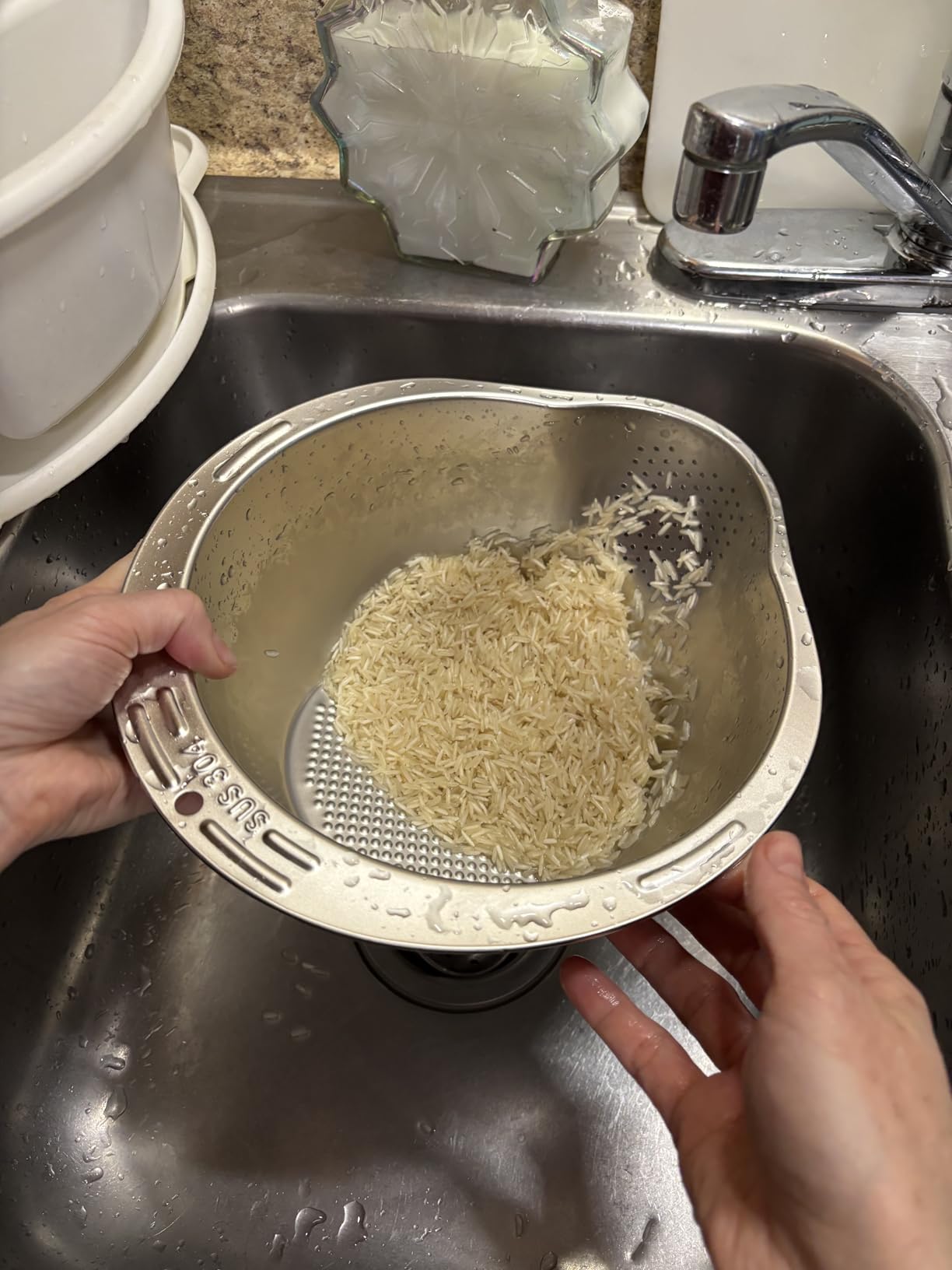 DOPMEP Rice Washer Strainer Bowl Stainless Steel Colander with Side Drainer customer photo 2
