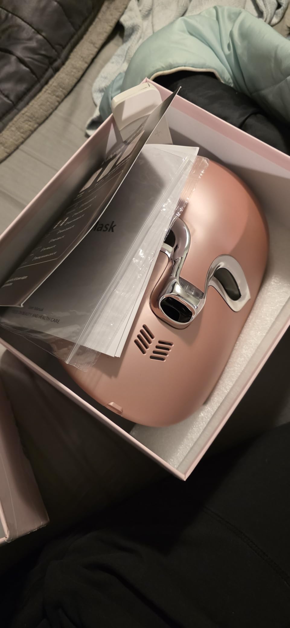 FSA Red Light Therapy Mask for Face : Acne Removal,Wrinkles Redness,Wirless Remote,Salon Grade HSA Infrared Face Mask, Anti Aging Skincare for Home,2000mAh Rechargeable Led Light Therapy Facial Mask customer photo 2