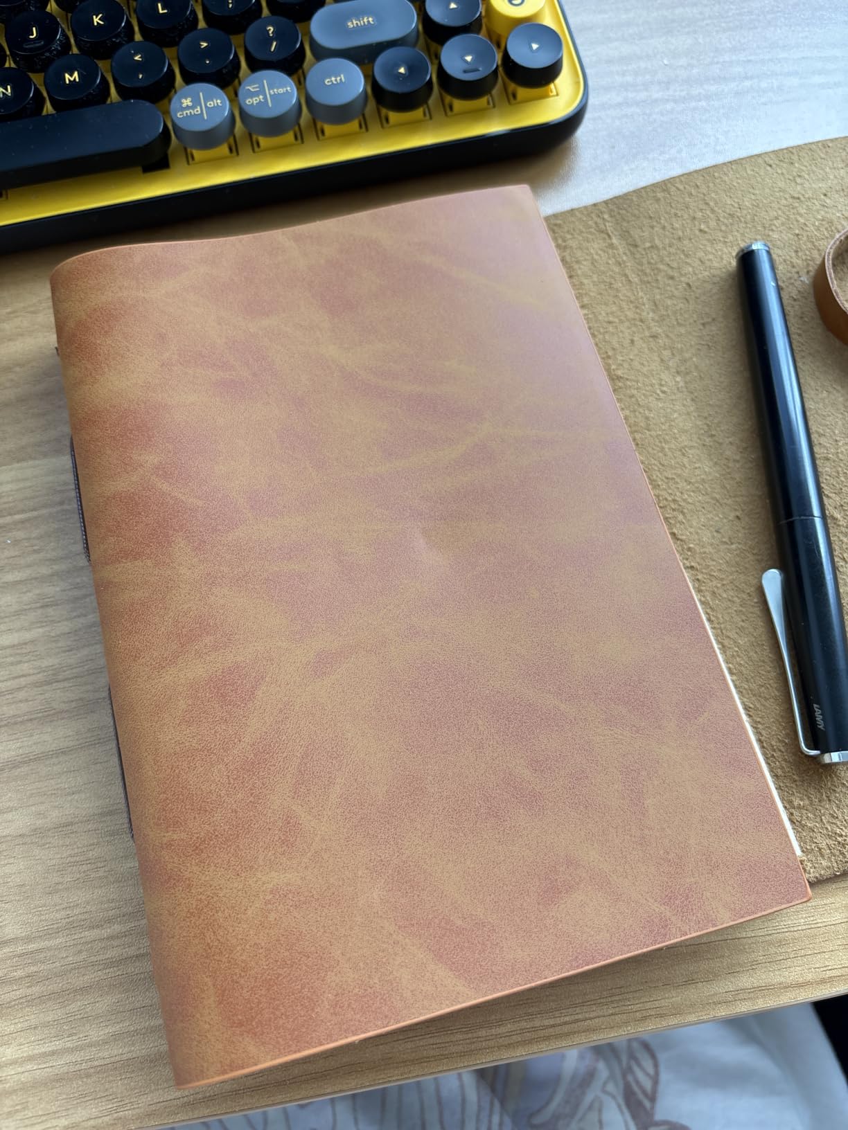 RILIHO Leather Journal Notebook - Genuine Leather Journals for Writing 260 Pages 5x7.1 Inches Vintage Journal For Man and Women Gifts For Man Artist, Travel Journal, Brown customer photo 2
