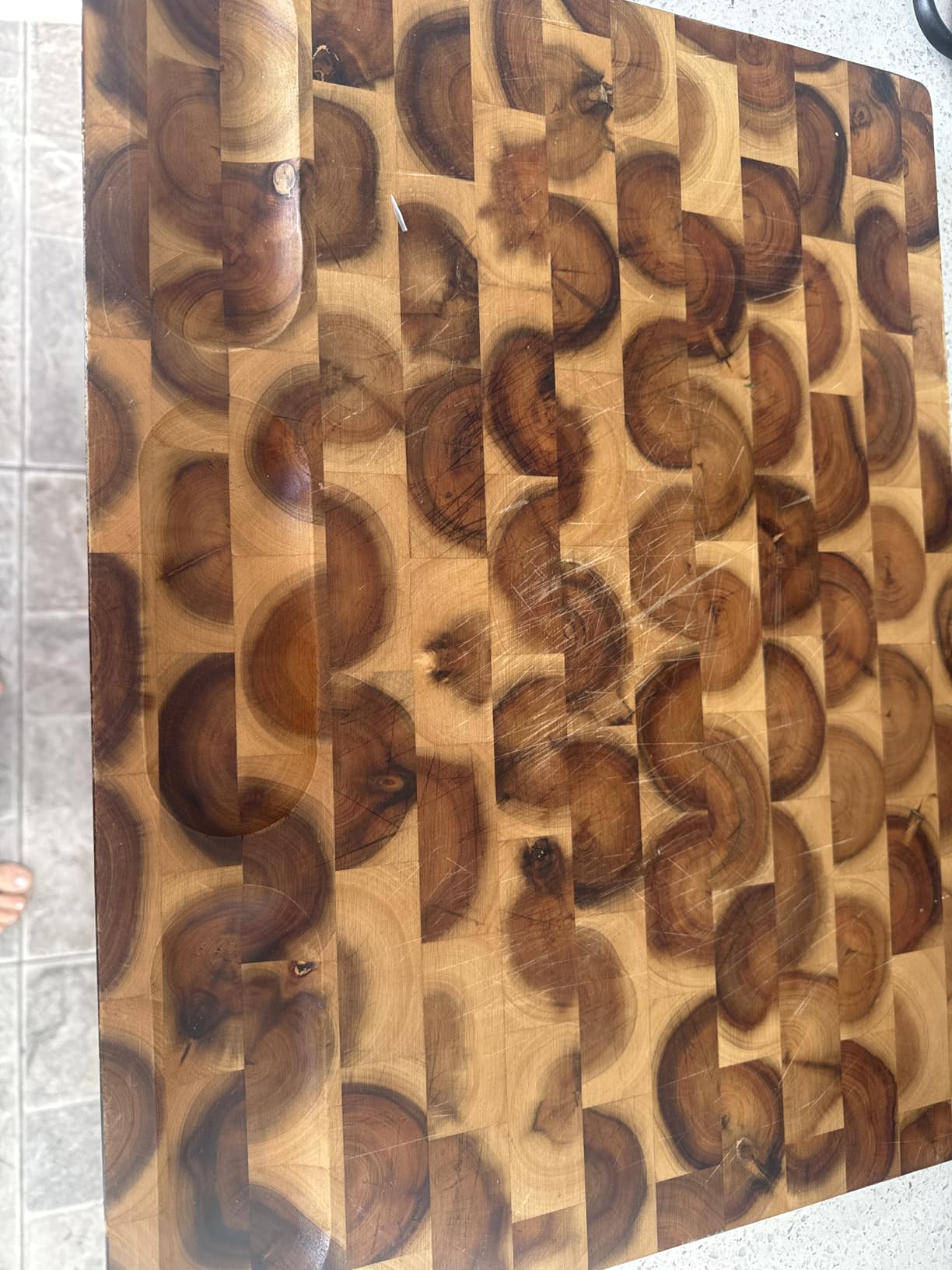 XL Acacia End Grain Wood Cutting Board (20x15x1.5in) Acacia Wooden Cutting Board, Butcher Block, Chopping Board - Reversible Multipurpose For Kitchen with Juice Groove, Cracker Holder & Inner Handles. customer photo 1