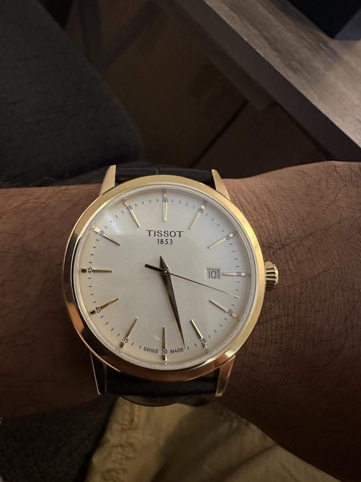 Tissot Mens Classic Dream 316L Stainless Steel case with Yellow Gold PVD Coating Quartz Watch, Brown Leather, 22 (T1294103626100) customer photo 2